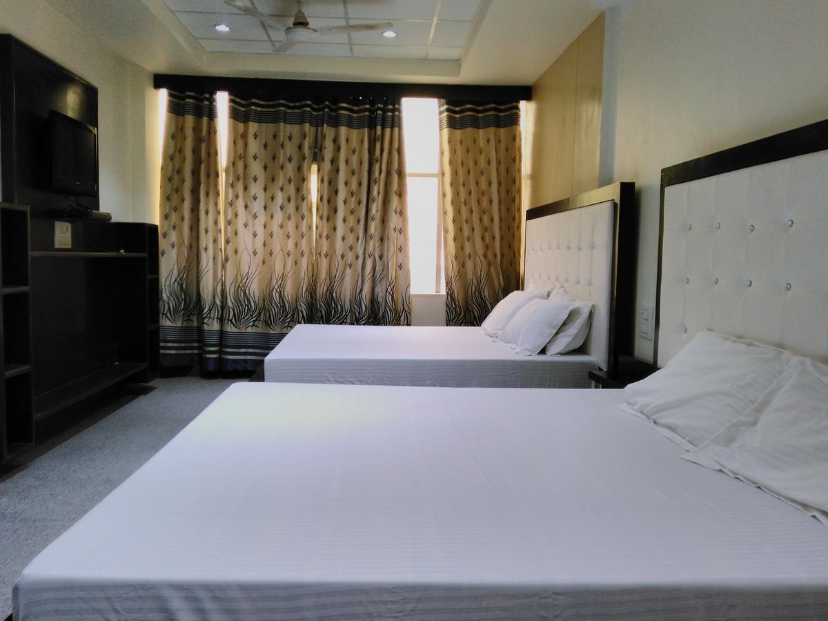 Hotel Platinum Plaza Rohtak Exterior photo