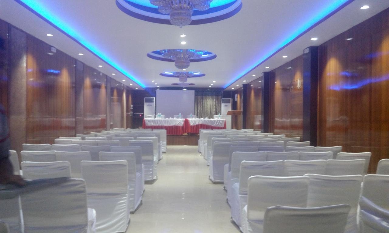 Hotel Platinum Plaza Rohtak Exterior photo