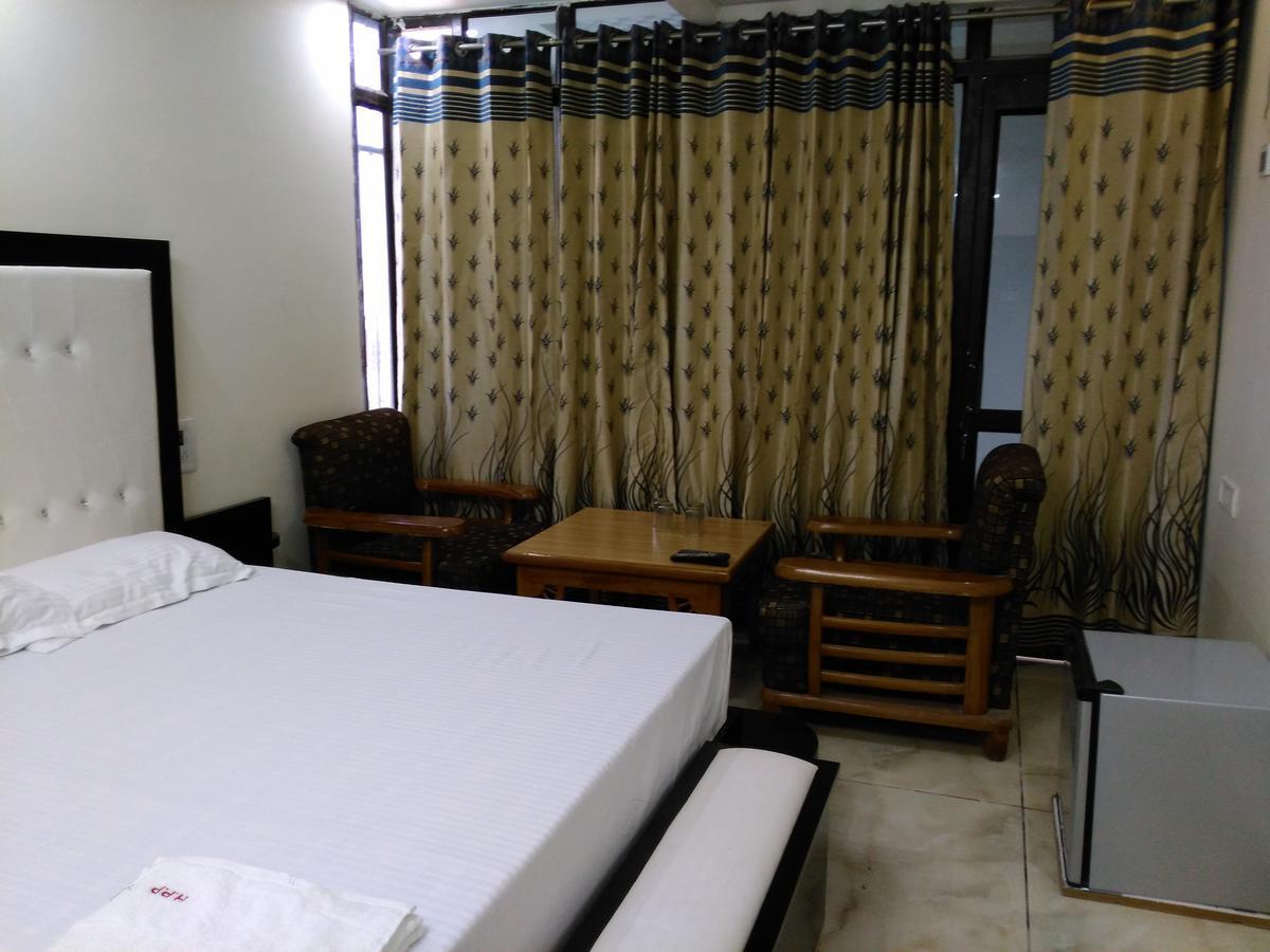 Hotel Platinum Plaza Rohtak Exterior photo