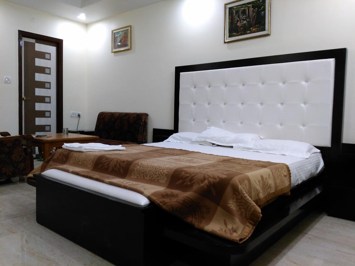 Hotel Platinum Plaza Rohtak Exterior photo