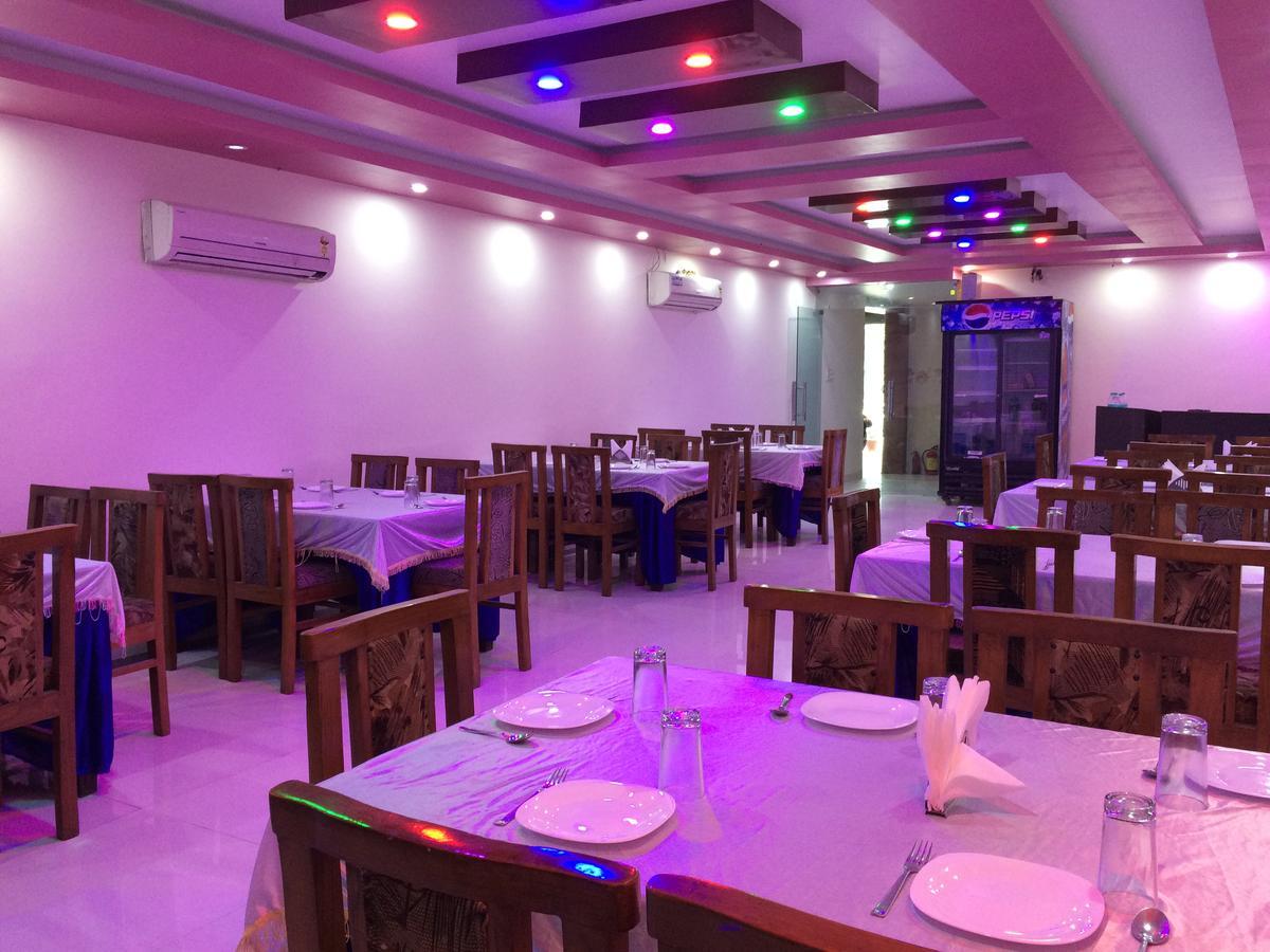 Hotel Platinum Plaza Rohtak Exterior photo